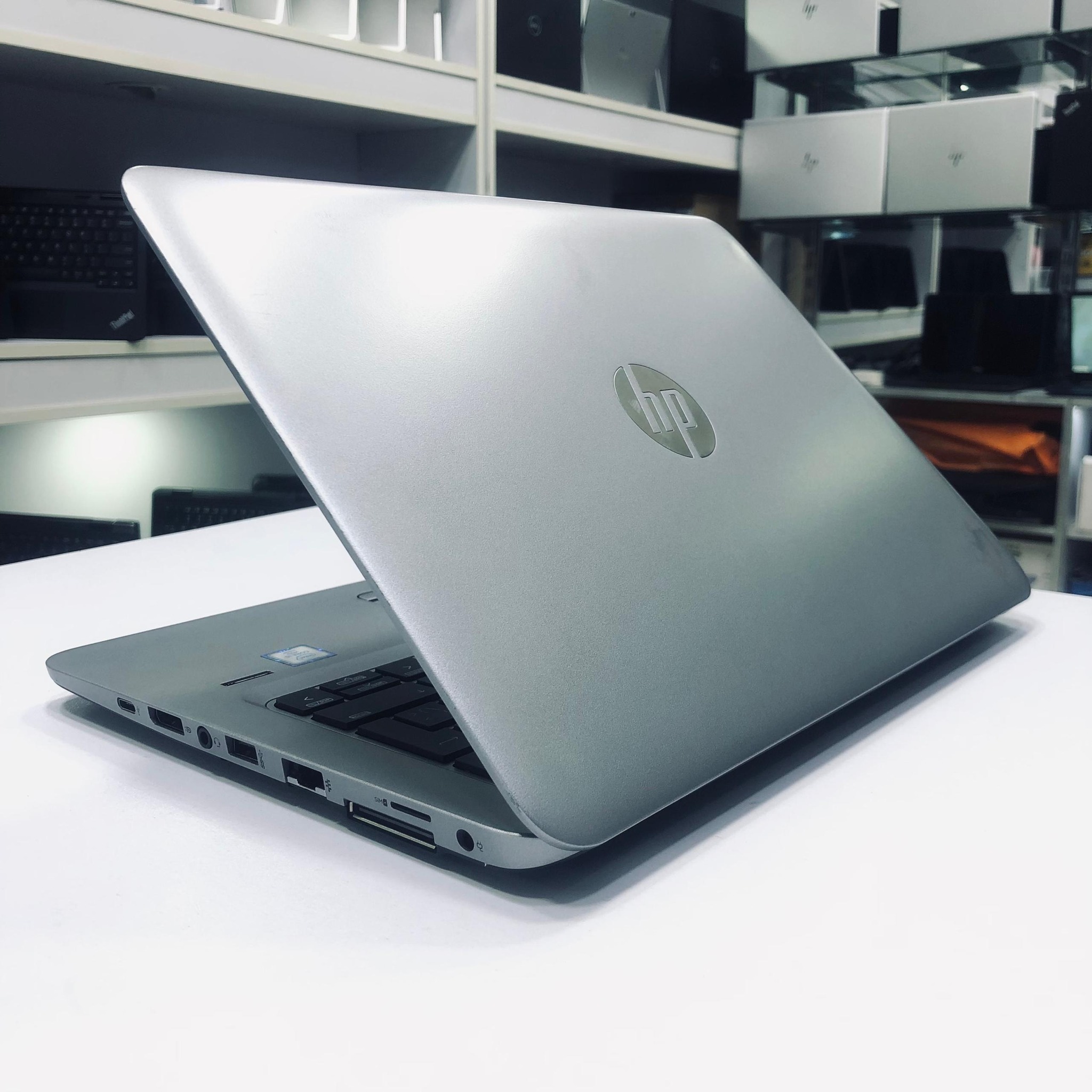 EliteBook 820G3 thumbnail 3