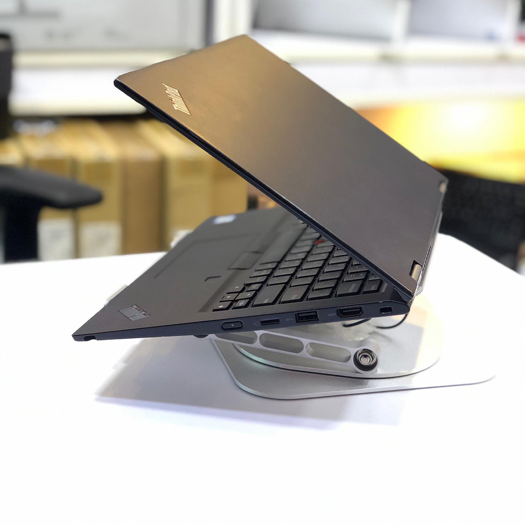 ThinkPad Yoga X390 thumbnail 2